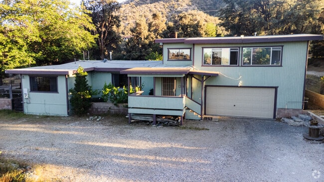 Building Photo - 1701 Desert Front Rd Rental