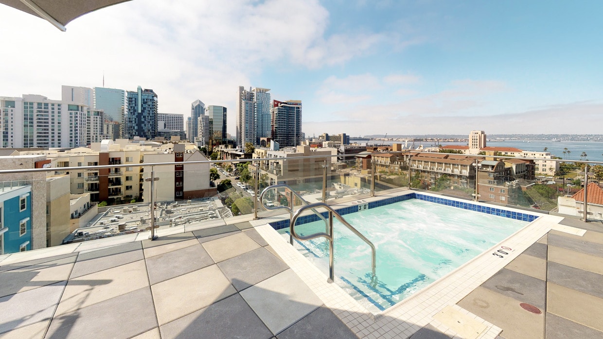3D Tour - Vici Luxury Rentals - Little Italy