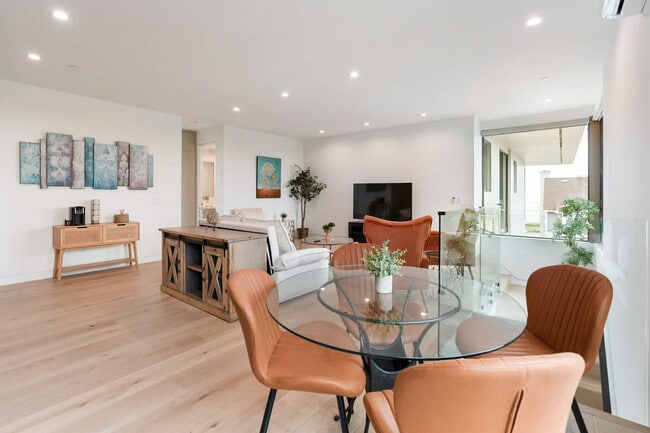 Photo - 5511 Los Robles Dr Unit ID1292579P