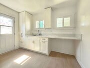 Photo - 635 4th St House