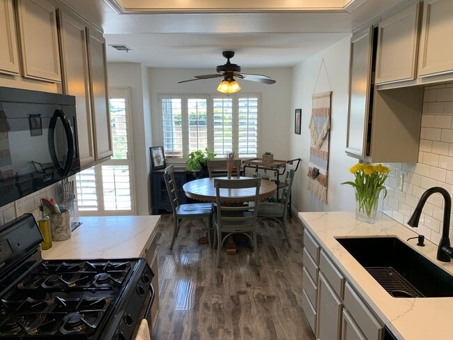 Photo - 1189 Strawberry Ln