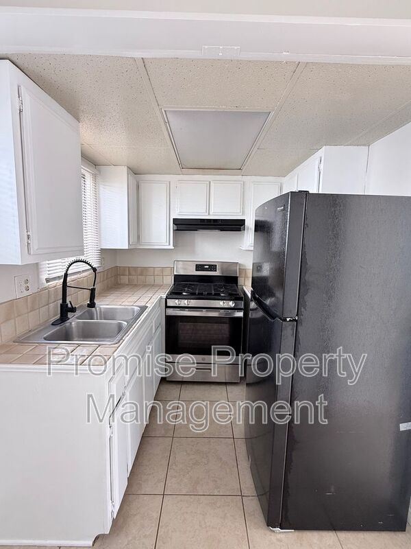 Photo - 608 Surfrider Way