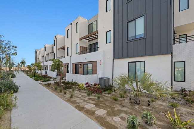 Photo - 2245 Epoca Wy Townhome