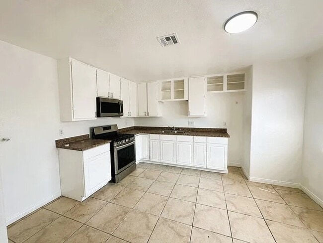 Photo - 66425 First Street, Unit B