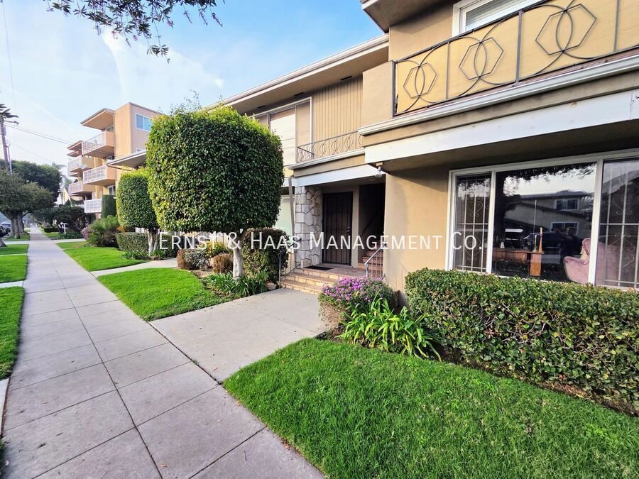 Photo - 2049 E 3rd St Unit #09