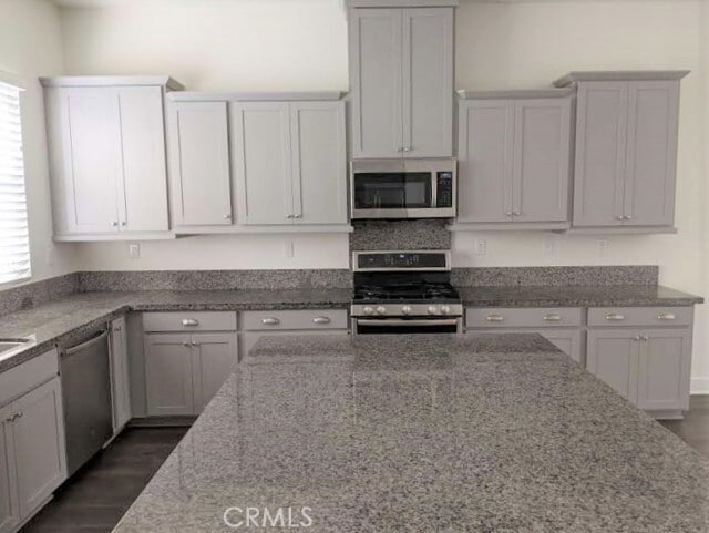 Photo - 15940 Ellington Wy