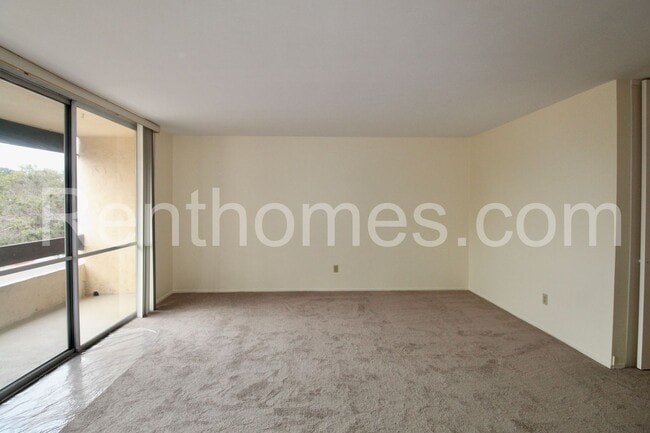 Photo - 6333 La Jolla Blvd Unit 272