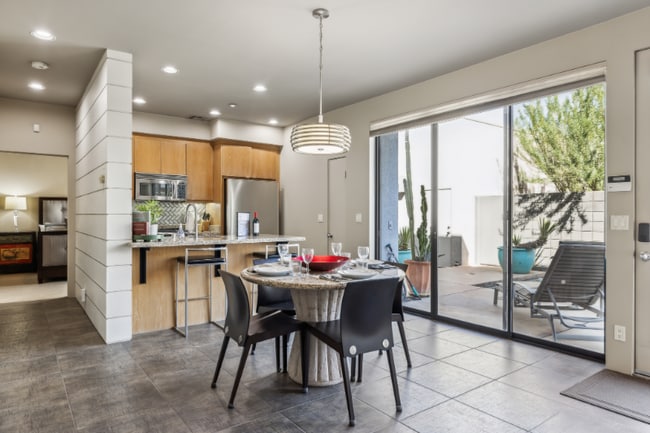 Photo - 1506 E Baristo Rd