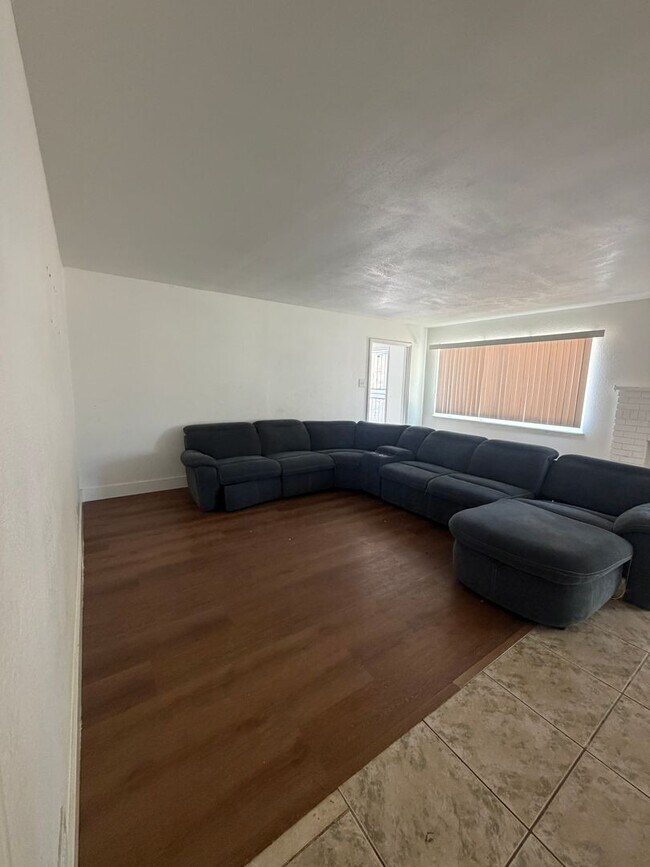 Photo - 14136 Osage Rd