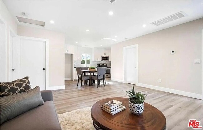 Photo - 6651 Aldea Ave