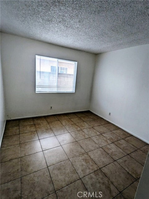 Photo - 1620 W 209th St Unit 3