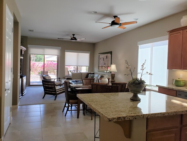 Photo - 81968 Avenida Bienvenida