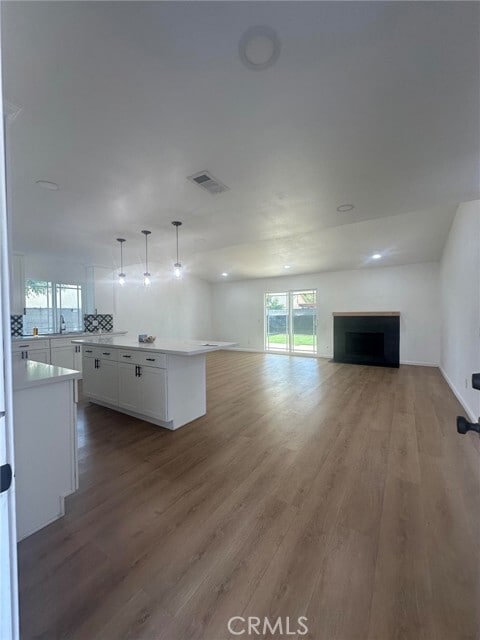 Photo - 2014 Iris Way