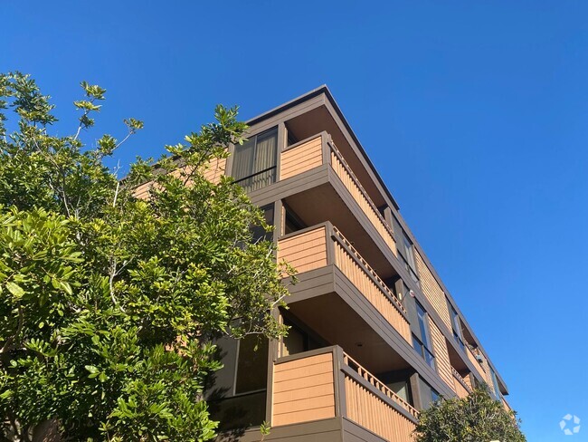 Building Photo - View of San Diego Bay! Serene Condo in the...