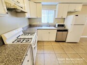 Photo - 1273 W 39th St