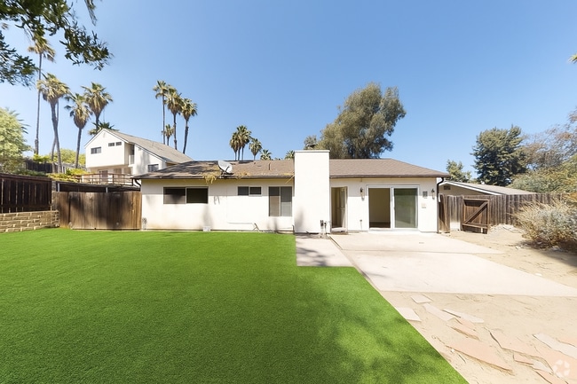 Building Photo - 5BD/2BA, Huge Yard! Turf getting installed! Rental