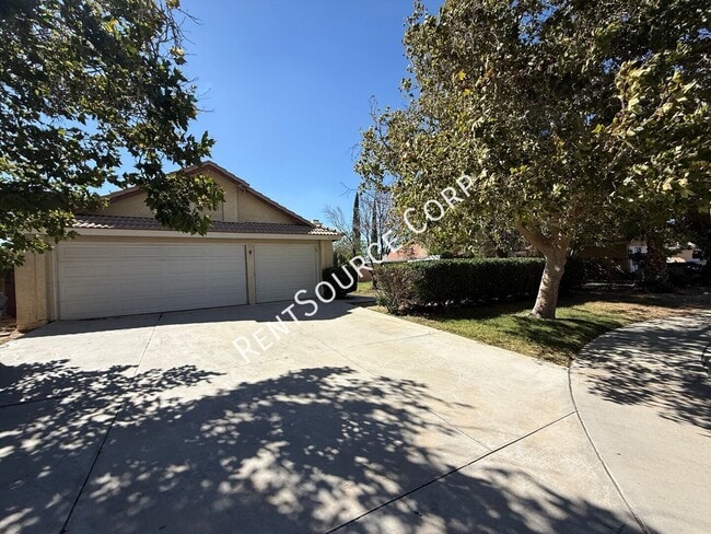 Building Photo - 42803 Fanchon Ave