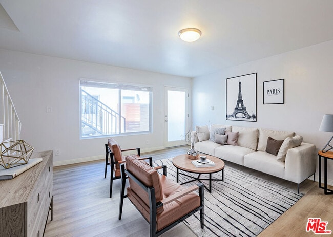 Building Photo - 2625 6th St Unit 1
