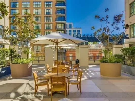 Interior courtyard - 530 K St Unit 511