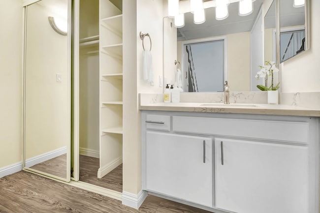 Photo - Park Dickens