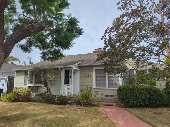 Building Photo - Rehabbed 2-Bed 2-Bath Home with Pool, Pool...
