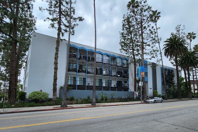 Photo - 7560 Hollywood Blvd Condo Unit 305