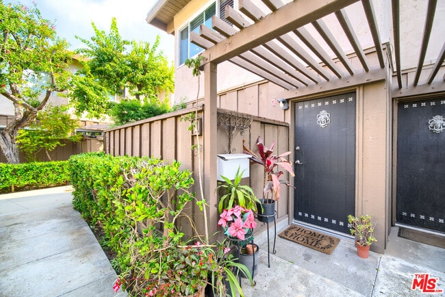 Photo - 4575 Inglewood Blvd Unit 1