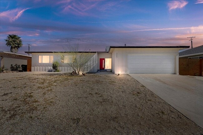 Beautifully Renovated 3-Bedroom Home in Ba... - Beautifully Renovated 3-Bedroom Home in Ba...