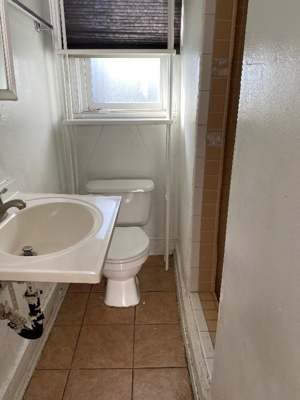 Photo - 5723 Gage Ave