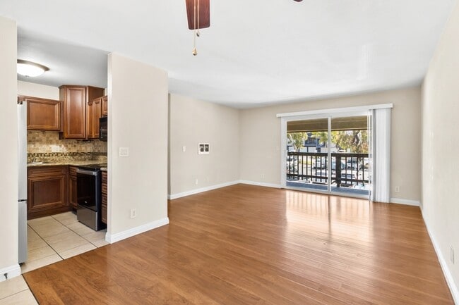 Building Photo - 7750 Stalmer St
