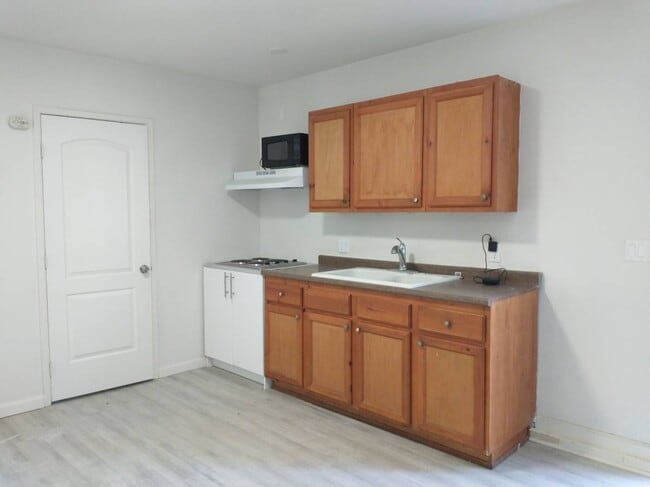 Photo - 106 S Sunol Dr