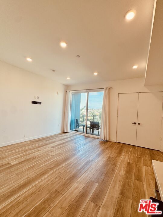 Photo - 252 N Hoover St Unit 205