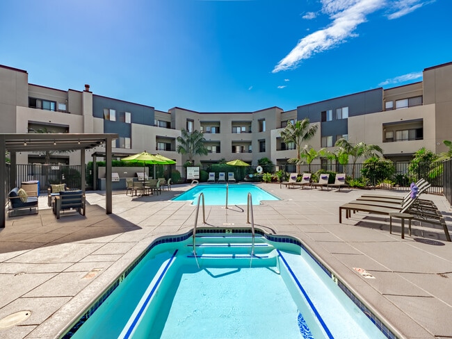 The Plaza Apartments - The Plaza Apartments