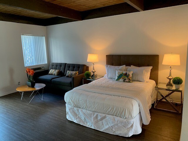 Studio - Village Flats