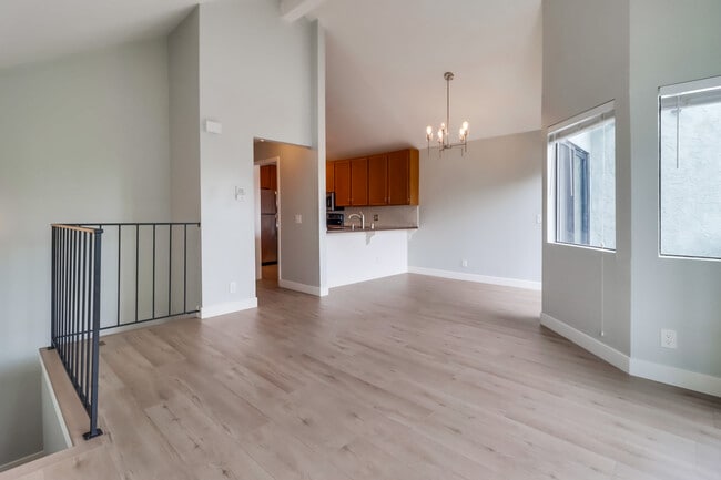 Photo - 4449 Hamilton St Townhome