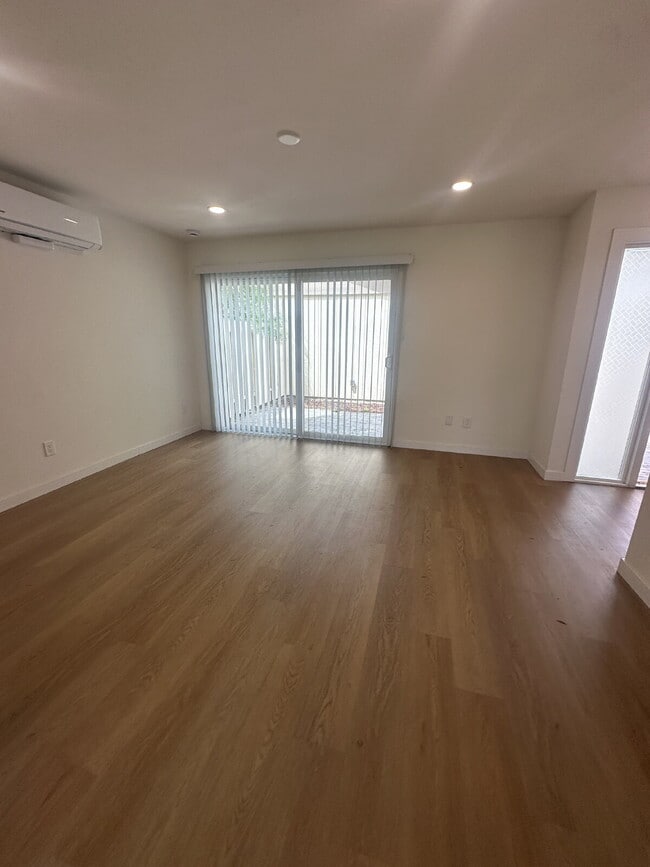 Photo - $3,990- 3 Bed / 2.5 Bath Renovated Townhome in Poway