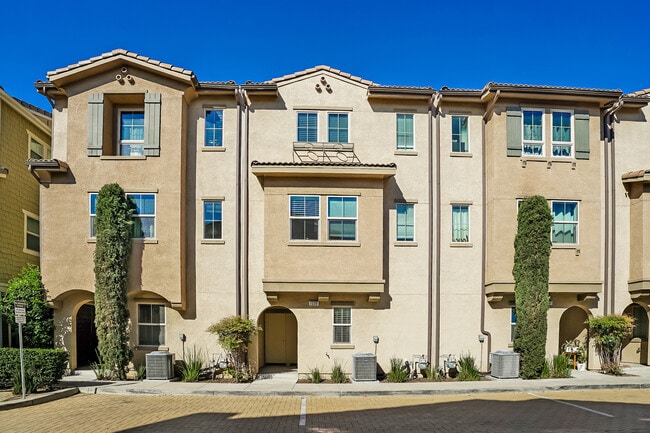 Building Photo - 7235 Cedar Rd