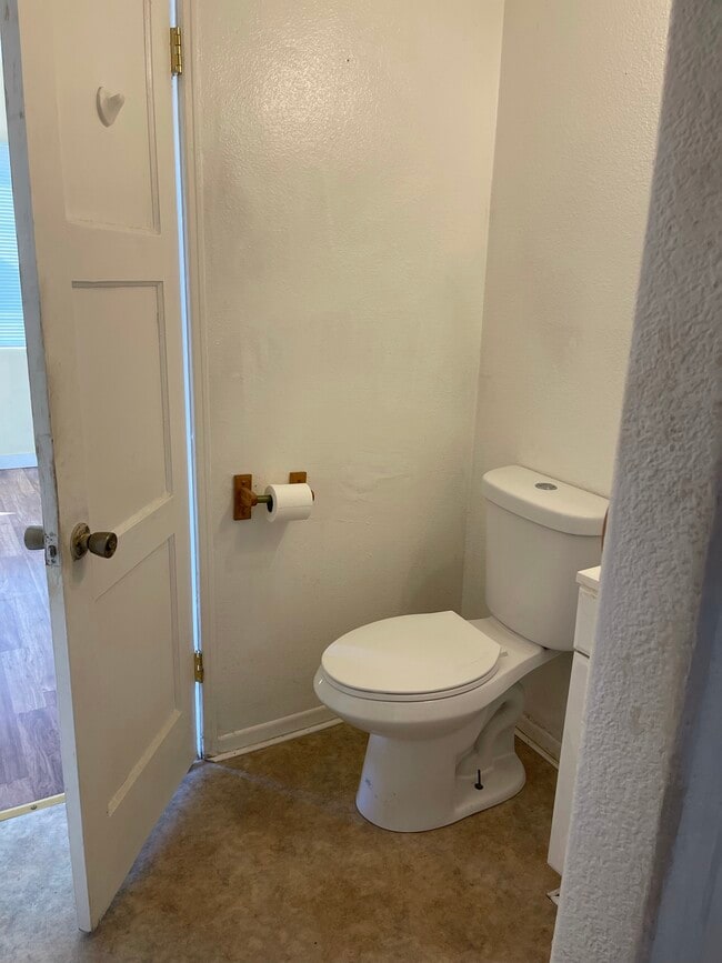 Photo - 413 Glen Ave Unit H