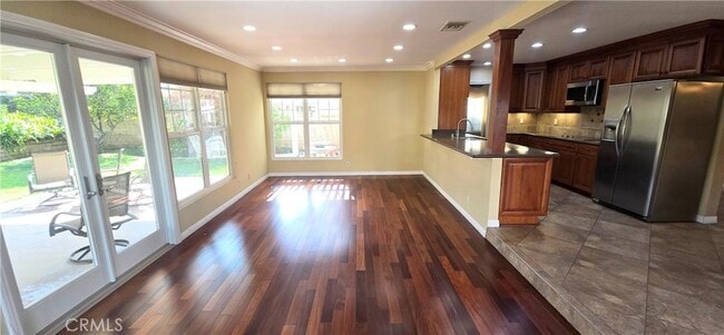 Photo - 1400 Post Rd