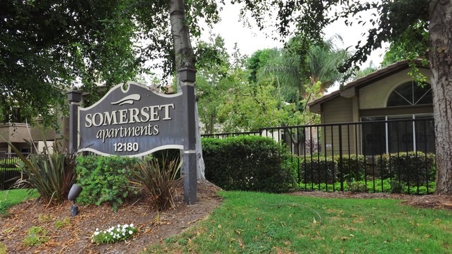 Photo - Somerset Apartments