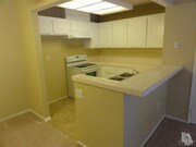 Photo - 1109 Tivoli Ln Unit 131