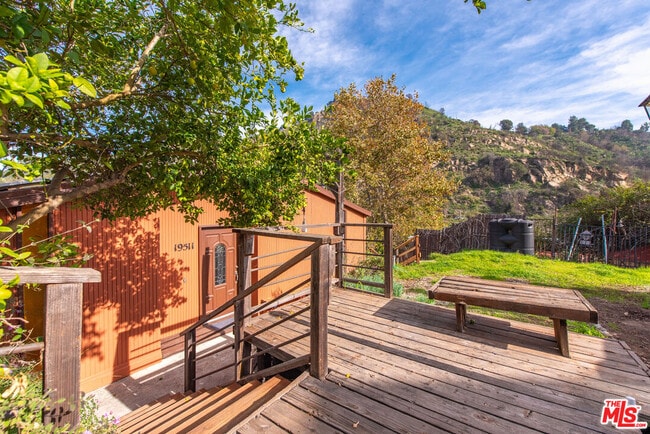 Photo - 19511 Sunken Trail