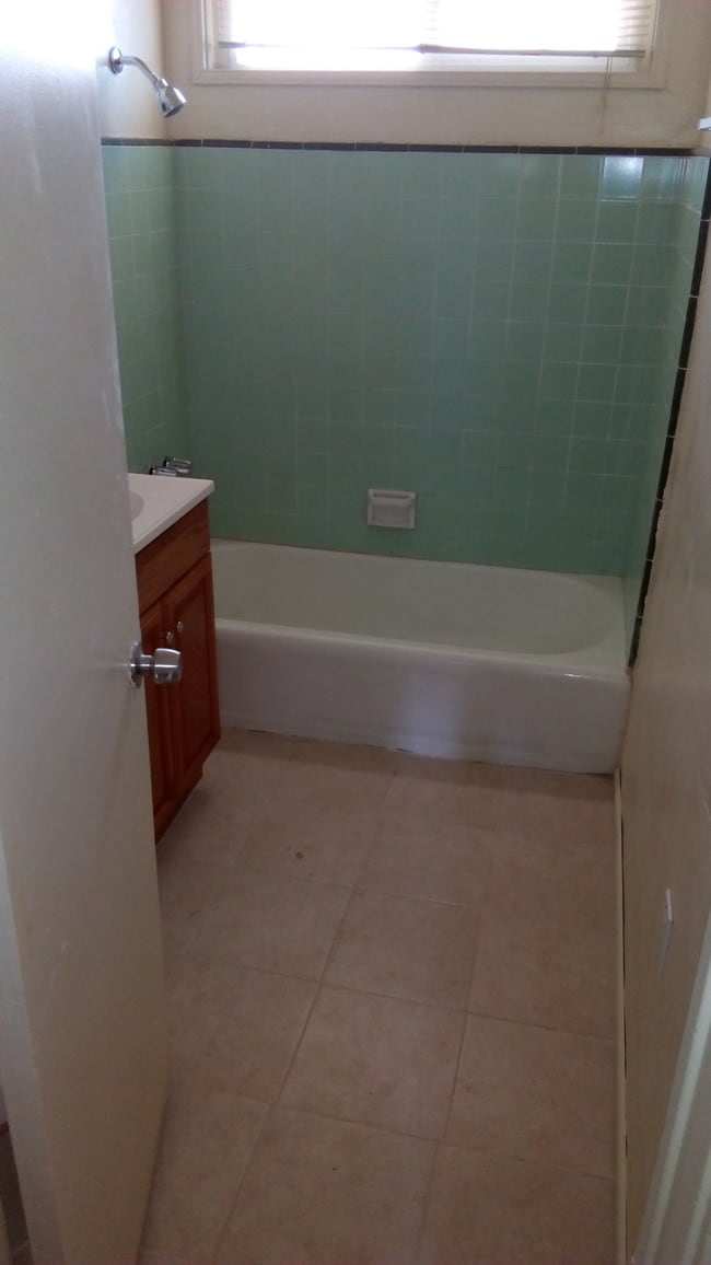 Photo - 805 N Santa Fe Ave Unit A