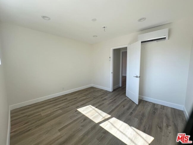 Photo - 1462 S Wooster St Unit 6