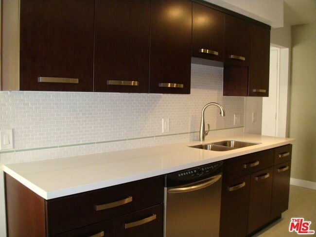 Photo - 1730 Camino Palmero St Unit 108