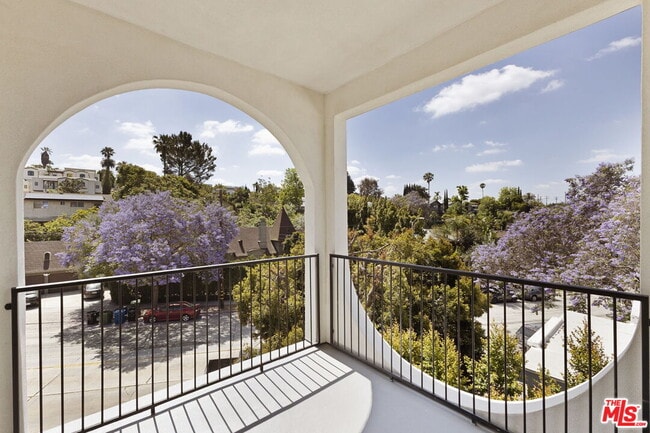 Photo - 741 Silver Lake Blvd