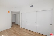 Photo - 23036 Ventura Blvd