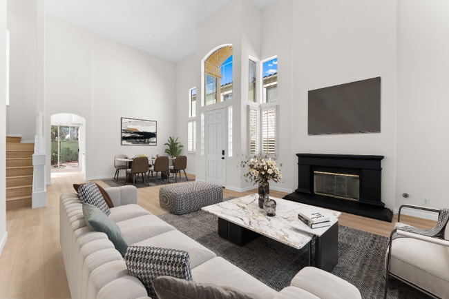 Photo - 1542 Sapphire Ln