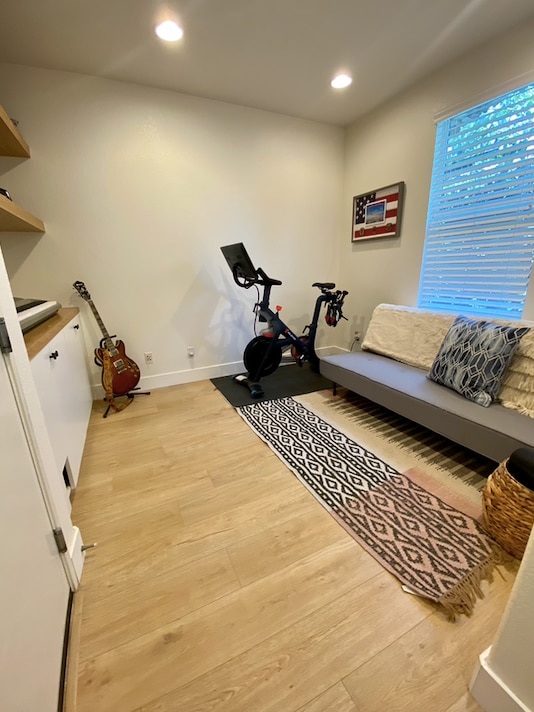 Photo - 1363 Abbey Ln