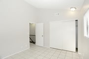 2BA, 1.5BA - 920 SF - Galleria Townhomes